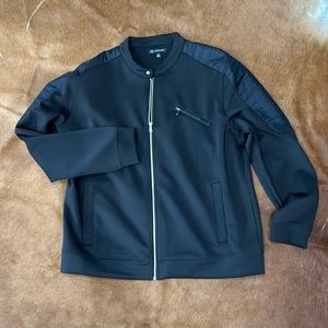 New without tags size extra, extra large, but if it’s like an extra large